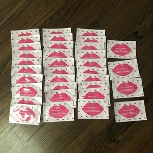 New Quo Cherry Hydrogel Lip Mask Lot of 34 pieces